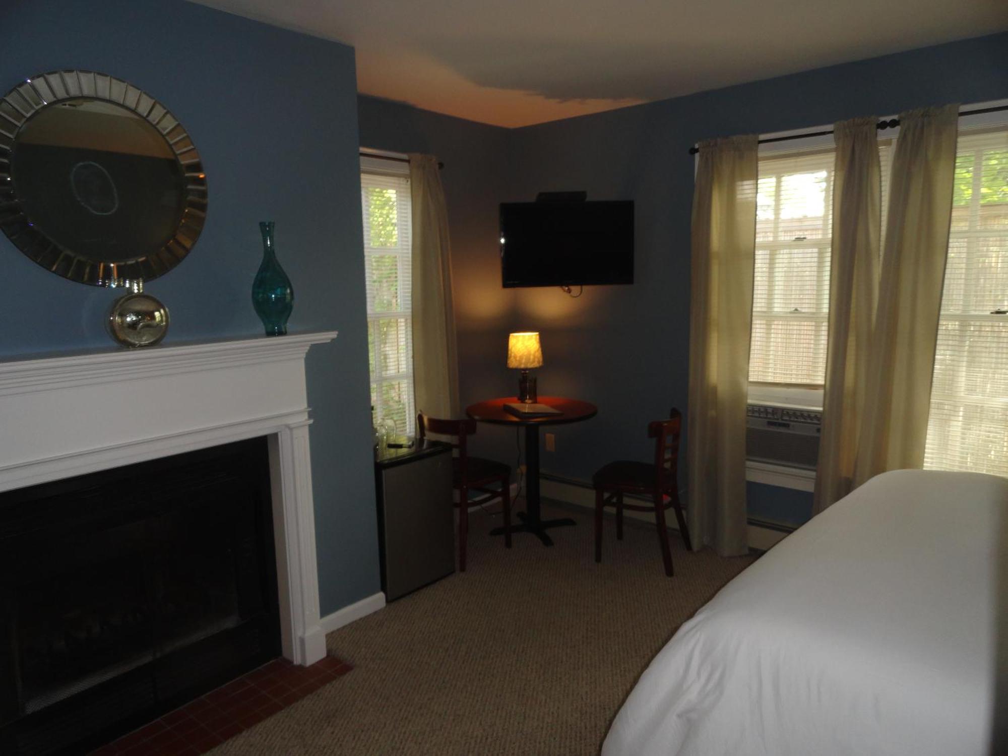 The Bond 1786 Inn (Adults Only) Warrensburg Kamer foto