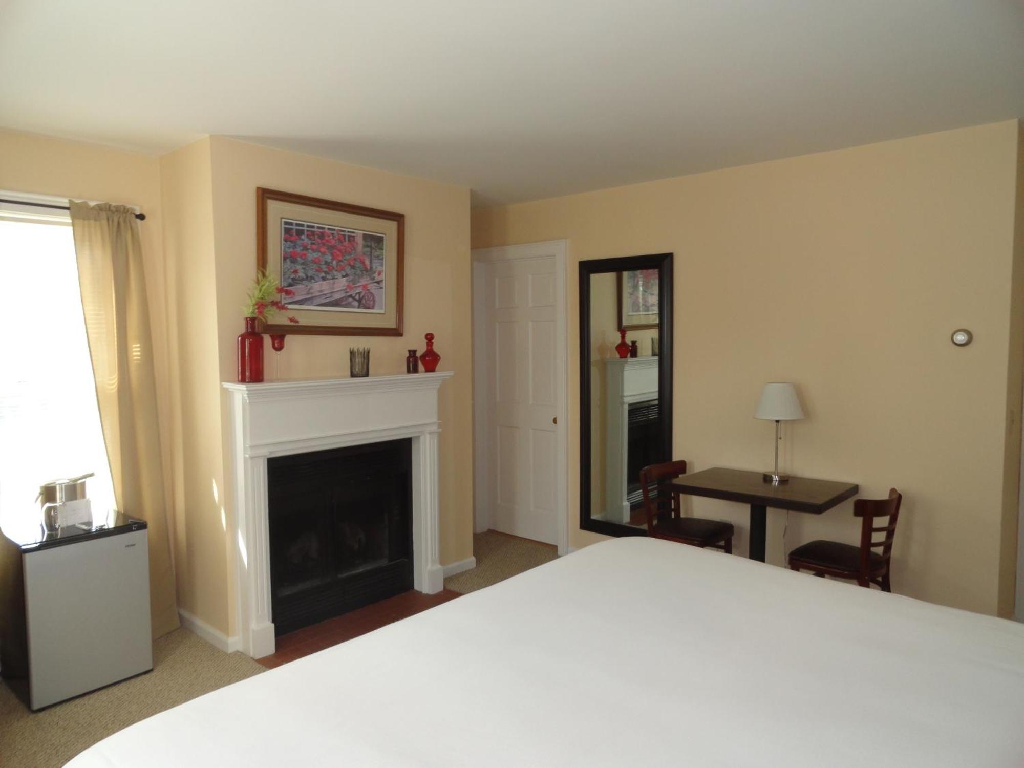 The Bond 1786 Inn (Adults Only) Warrensburg Kamer foto